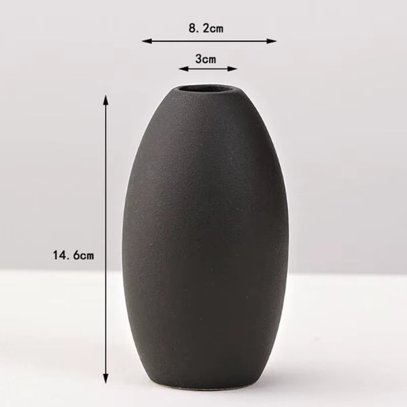 Matte Black Ceramic Vase – Modern Minimalist Flower Vase for Home Decor