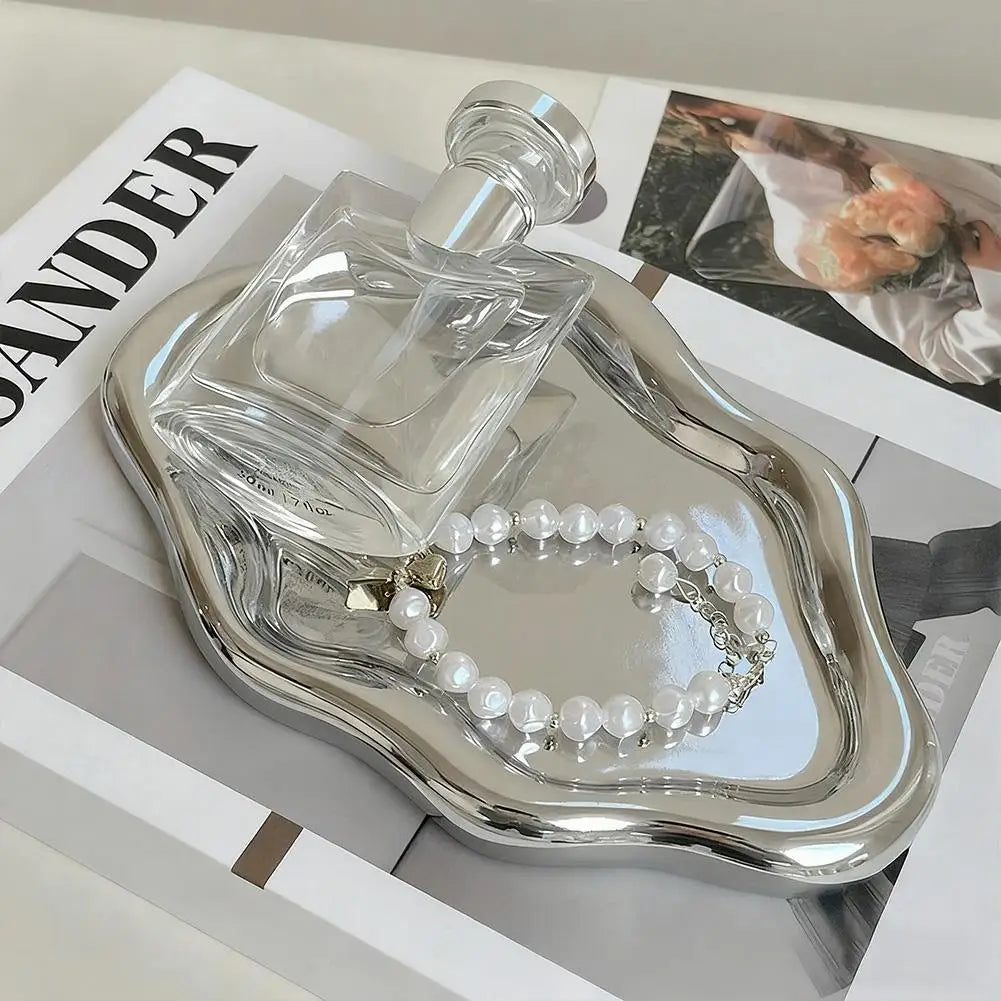 Minimalist Cloud Ceramic Jewelry Tray – Elegant Ring & Earring Organizer Decor
