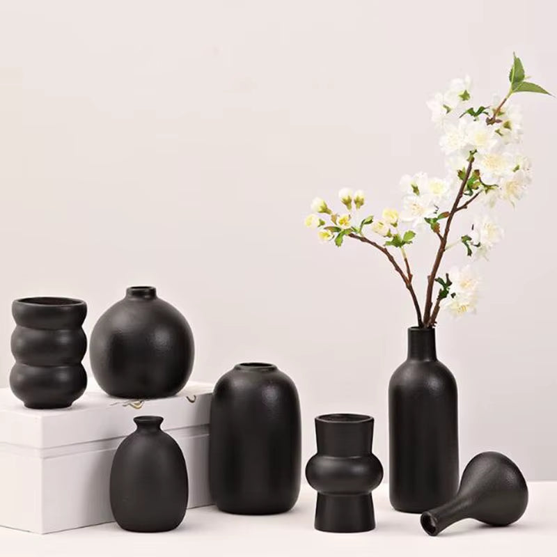 Matte Black Ceramic Vase – Modern Minimalist Flower Vase for Home Decor